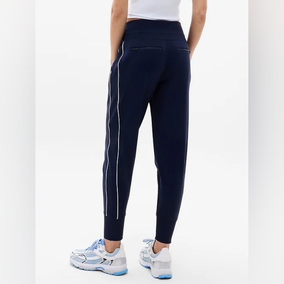 Athleta Venice High Rise Track Navy & bright White Stripe Jogger Women's Size M - Picture 3 of 11
